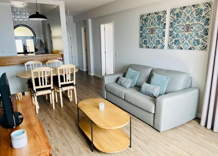 Ocean Cliffs Apartments