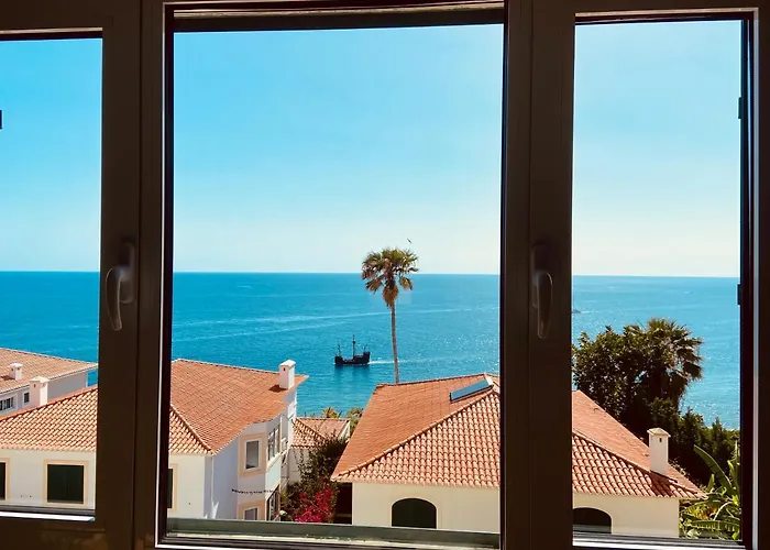 Ocean Cliffs Apartments